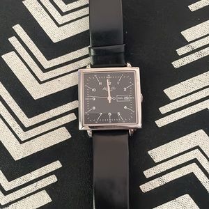Men’s Kenneth Cole watch square face